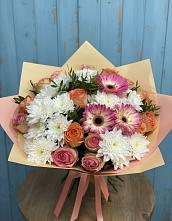 Букет цветов из:  Розы, Герберы и Хризантемы в Усть-Кинельском