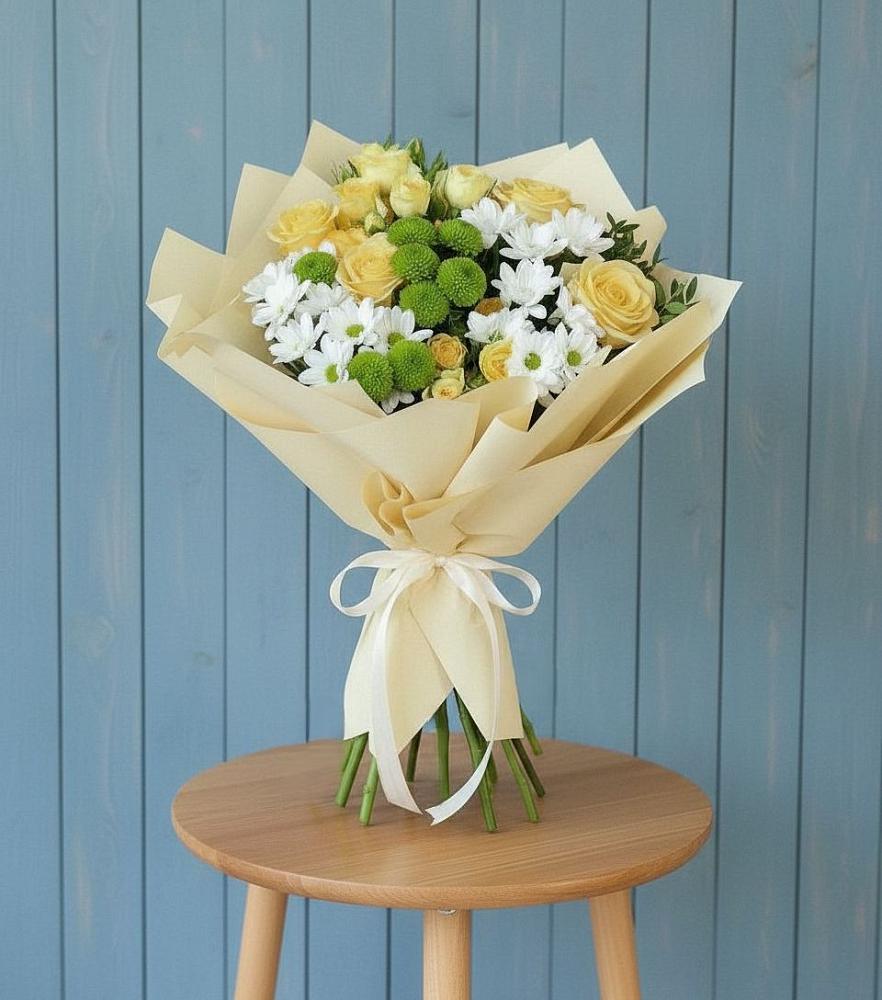 Букет цветов из: Хризантемы и Розы в Усть-Кинельском