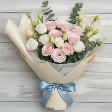 Букет цветов из:  Лизиантусы в Усть-Кинельском