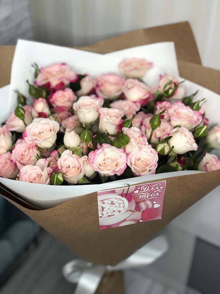 Букет цветов из: Розы в Усть-Кинельском