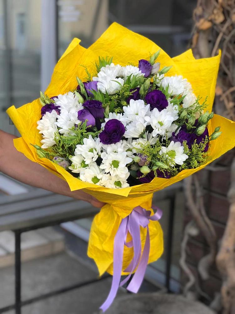 Букет цветов из: Ирисы, Хризантемы и Ромашки в Усть-Кинельском