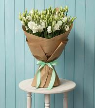 Букет цветов из:  Лизиантусы в Усть-Кинельском