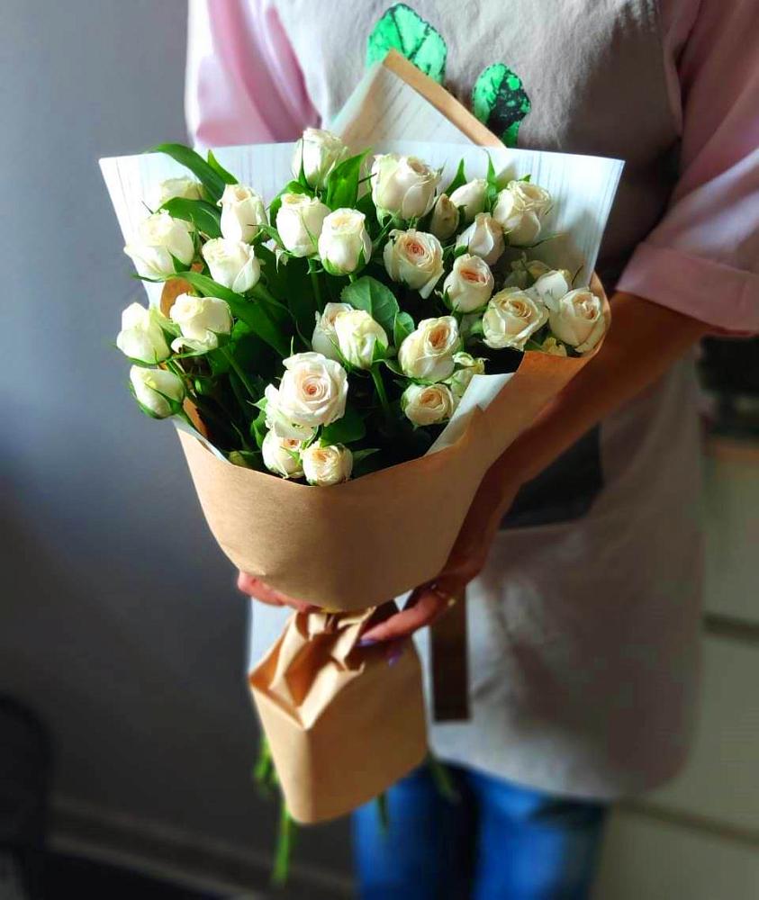 Букет цветов из: Розы в Усть-Кинельском