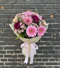 Букет цветов из:  Герберы и Хризантемы в Усть-Кинельском