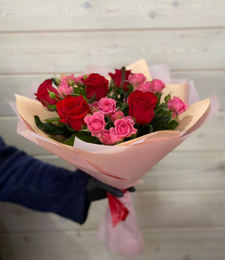 Букет цветов из: Розы в Усть-Кинельском