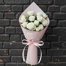 Букет цветов из:  Розы #REPLACE_PRED# Усть-Кинельском