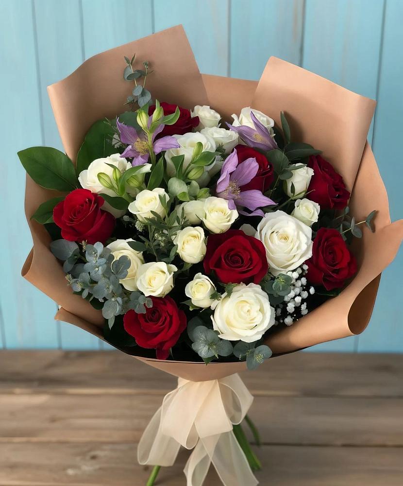 Букет цветов из: Розы и Альстромерии в Усть-Кинельском