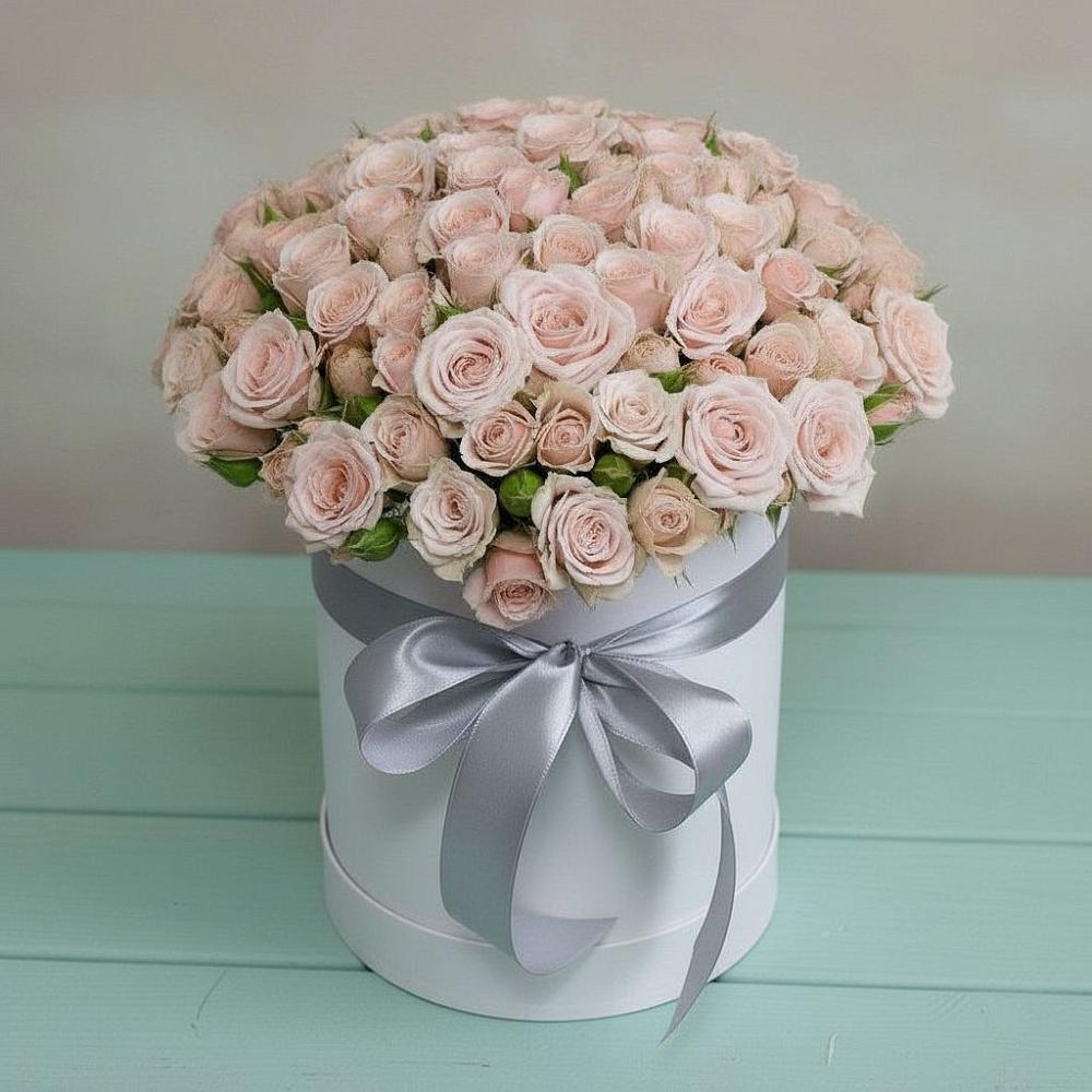 Цветочная композиция из Розы в шляпной коробке в Усть-Кинельском